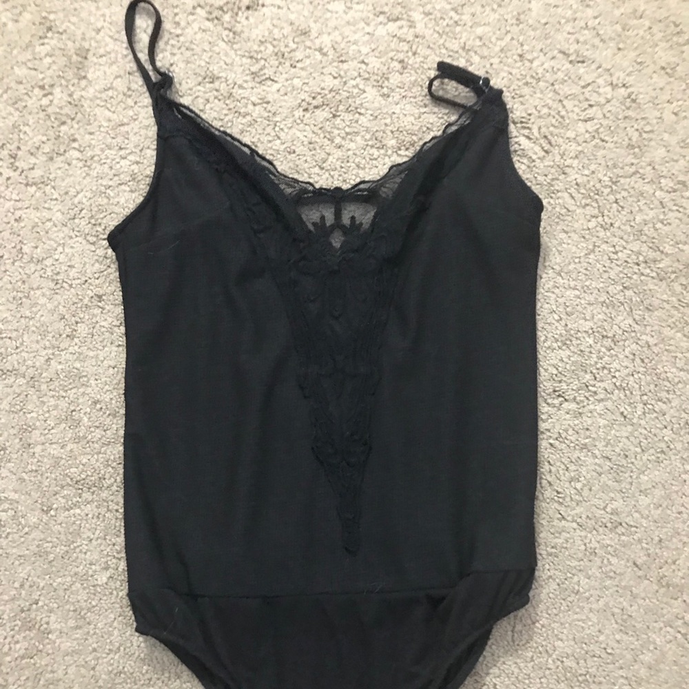 Women’s M Bodysuit.
